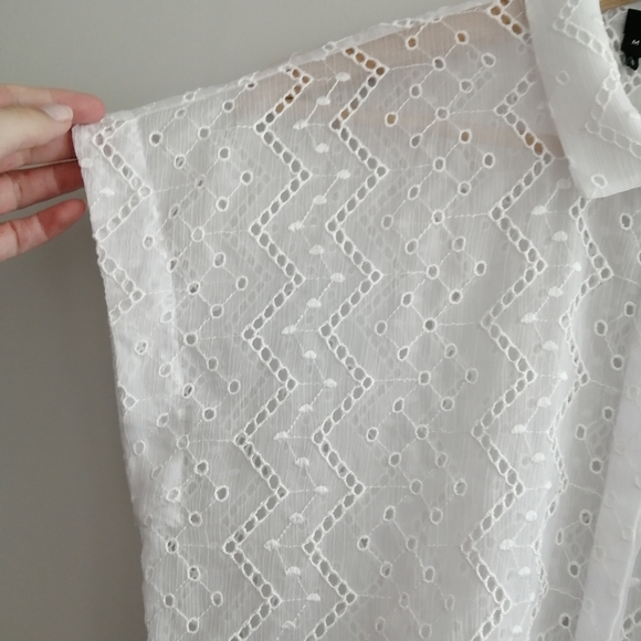 The Kooples Eyelet Embroidery White Button Up Medium - Picture 4 of 16